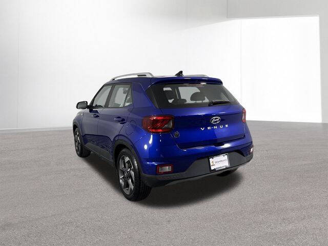 2022 Hyundai Venue SEL