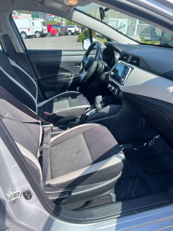 2021 Nissan Versa SV