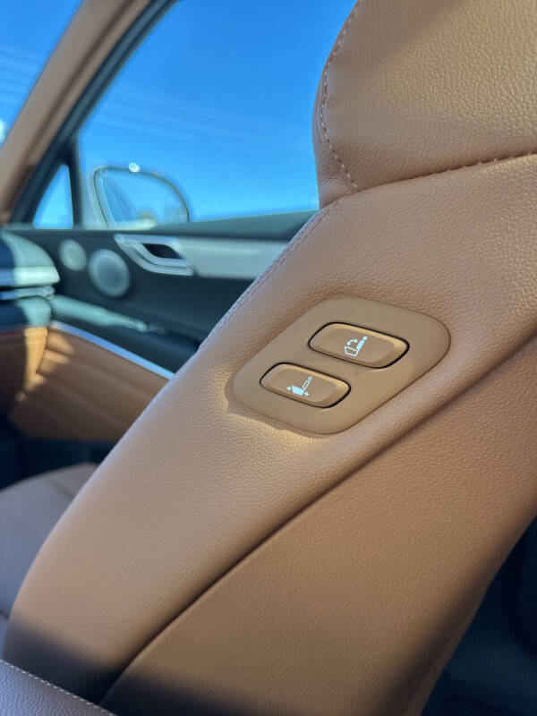 2026 Genesis GV80 2.5T Advanced