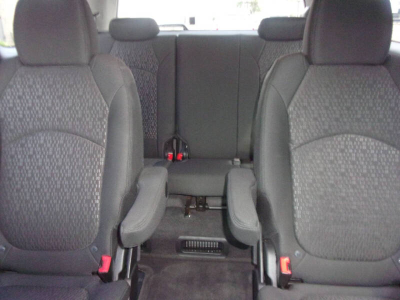 2011 GMC Acadia SLE
