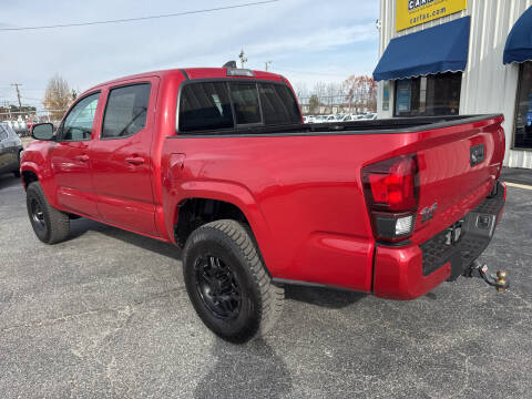 2022 Toyota Tacoma SR V6
