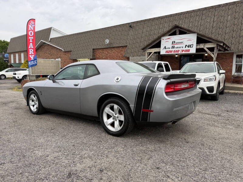 2013 Dodge Challenger SXT