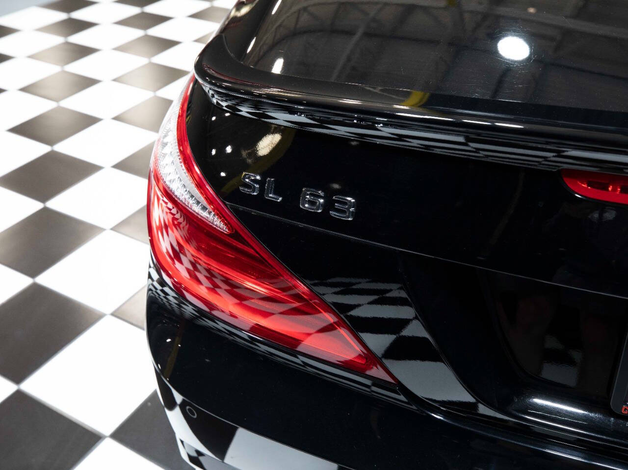 2013 Mercedes-Benz SL-Class 21