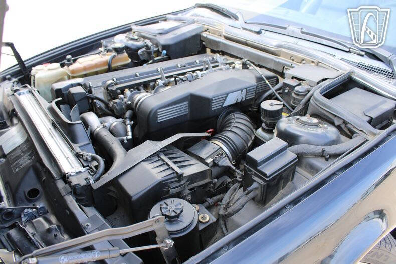 1991 BMW M5