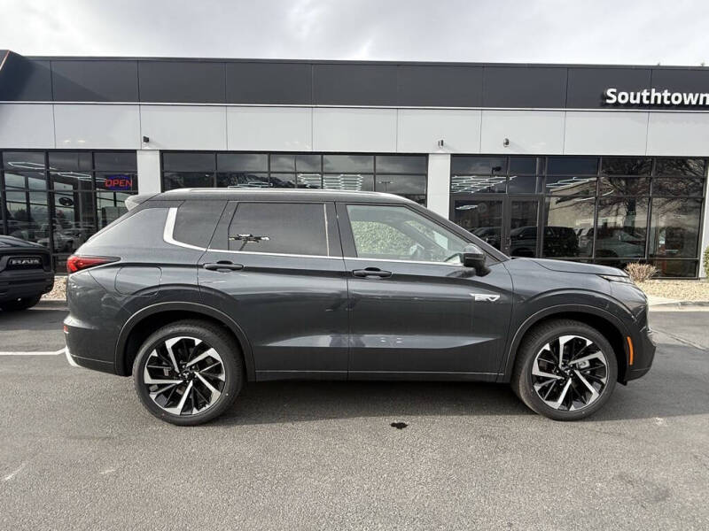 2025 Mitsubishi Outlander PHEV