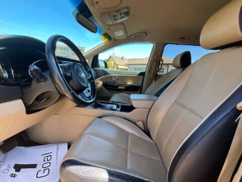 2016 Kia Sedona SX