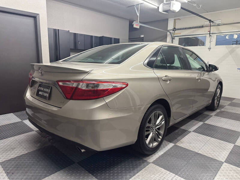 2015 Toyota Camry SE