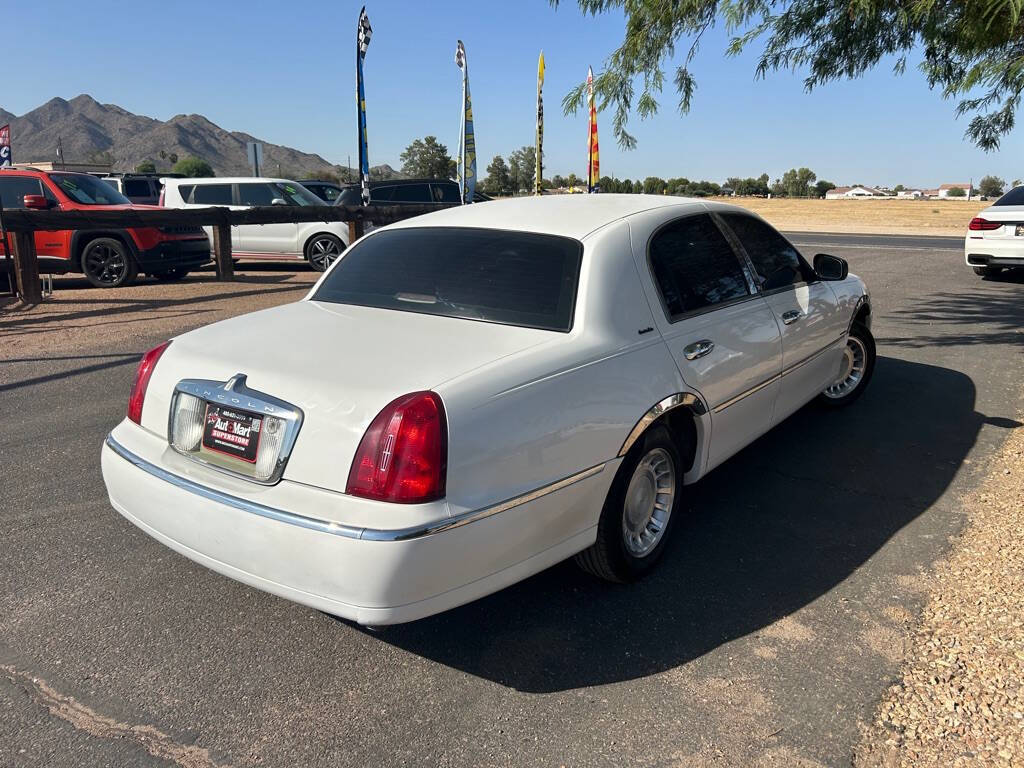 2000 Lincoln Town Car for sale at Big 3 Automart At Double H Auto Ranch in QUEEN CREEK, AZ