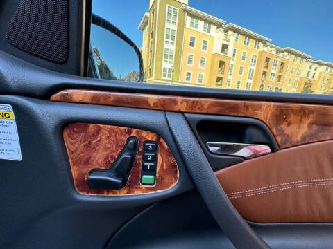 2000 Mercedes-Benz E-Class E 320