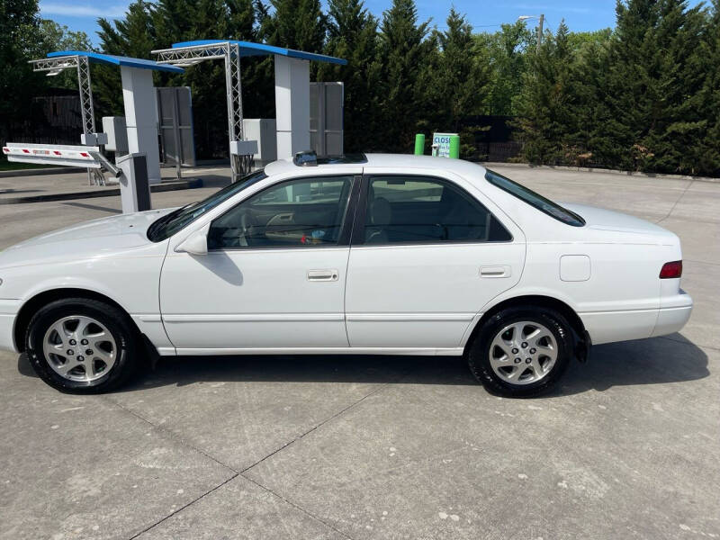 1999 Toyota Camry for sale at Knoxville Wholesale in Knoxville TN