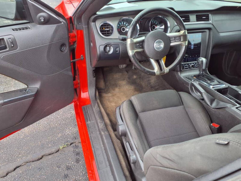 2014 Ford Mustang V6