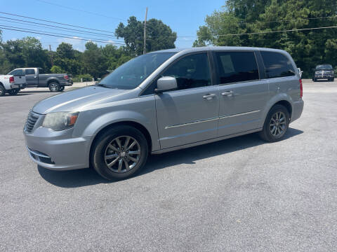 2014 Chrysler Town and Country for sale at Adairsville Auto Mart in Plainville GA