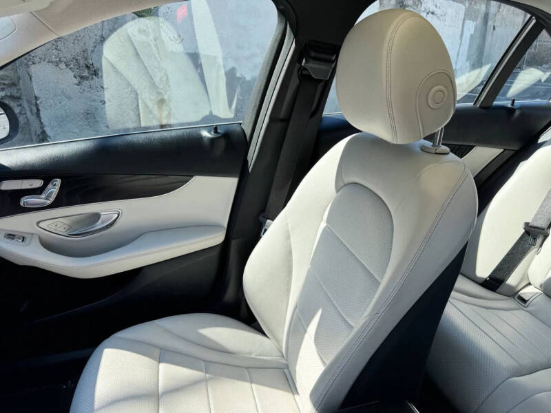 2017 Mercedes-Benz C-Class