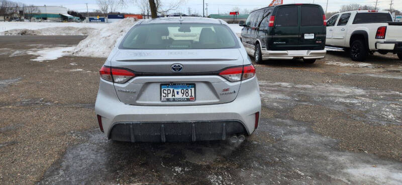 2024 Toyota Corolla Hybrid LE