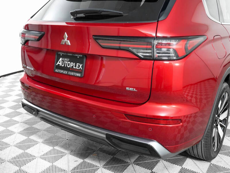 2025 Mitsubishi Outlander SEL