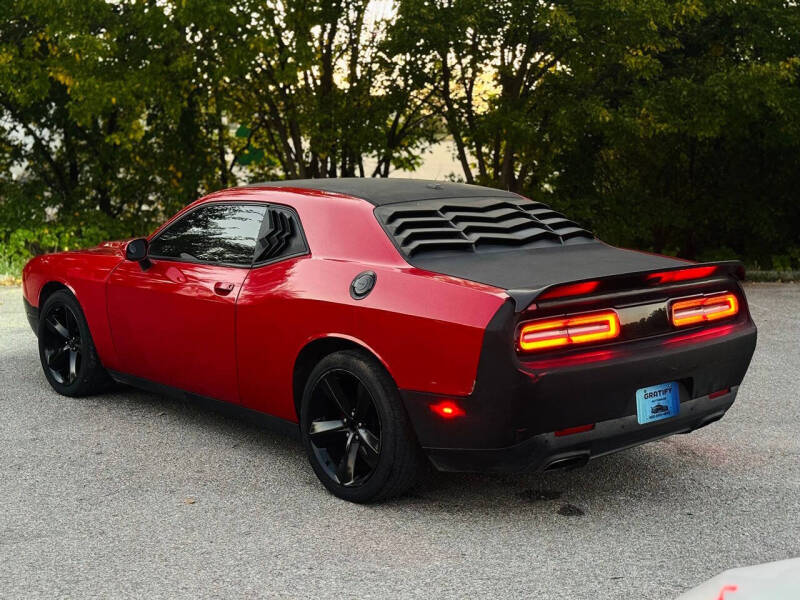 2015 Dodge Challenger SXT