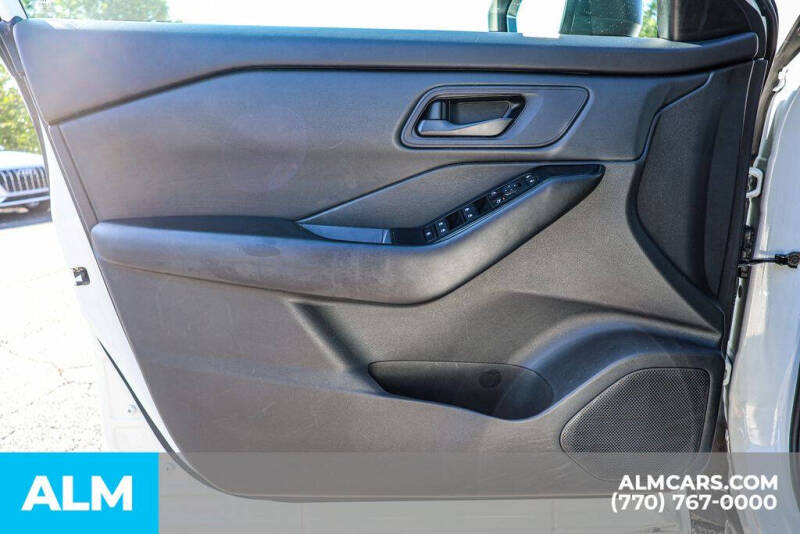 2024 Nissan Rogue S