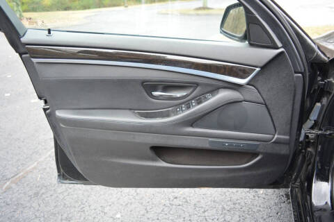 2016 BMW 5 Series 528i