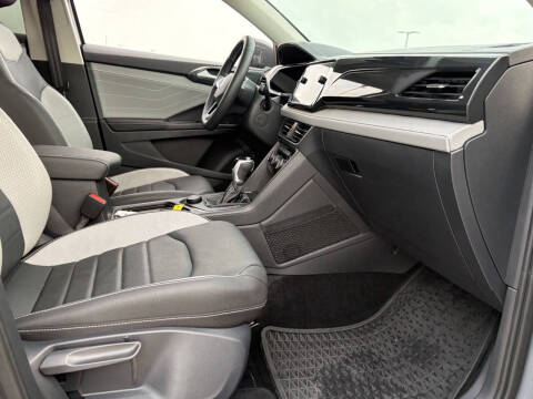 2024 Volkswagen Taos SEL 4Motion