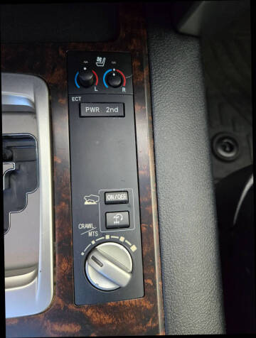 2013 Toyota Land Cruiser