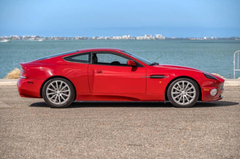 2002 Aston Martin Vanquish