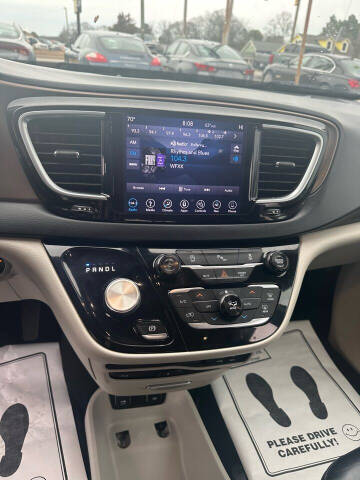 2018 Chrysler Pacifica Touring L Plus