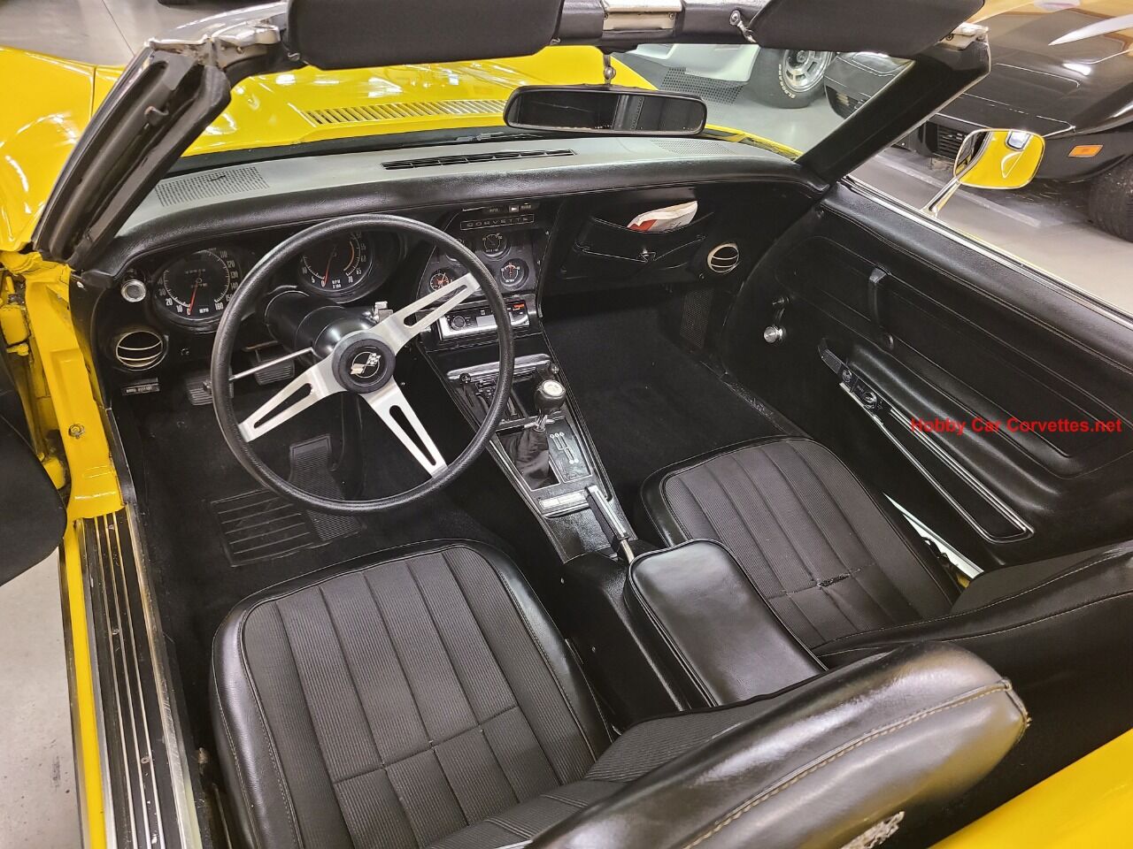 1974 Chevrolet Corvette 29