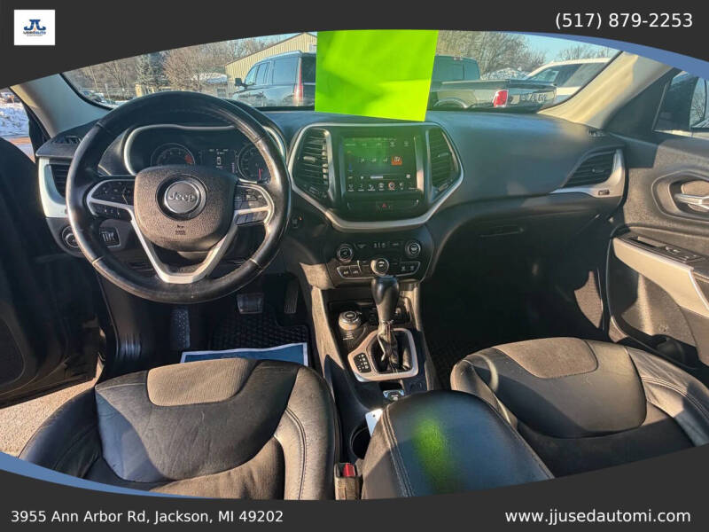 2018 Jeep Cherokee Latitude Plus