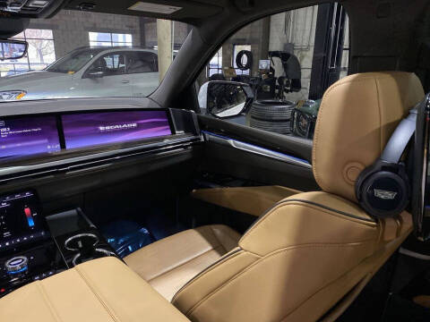 2025 Cadillac Escalade Premium Luxury