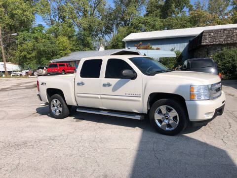 2011 Chevrolet Silverado 1500 for sale at BELL AUTO & TRUCK SALES in Fort Wayne IN