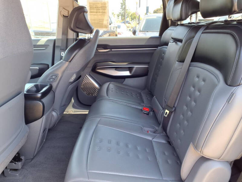 2026 Kia EV9 Wind