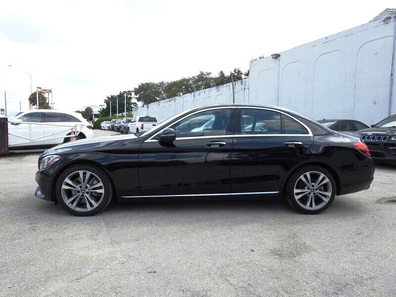 2018 MERCEDES-BENZ C-Class Sedan - $21,900