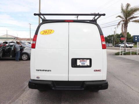 2022 GMC Savana 2500