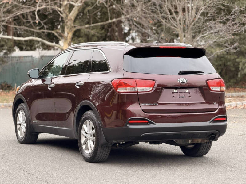 2018 Kia Sorento LX V6