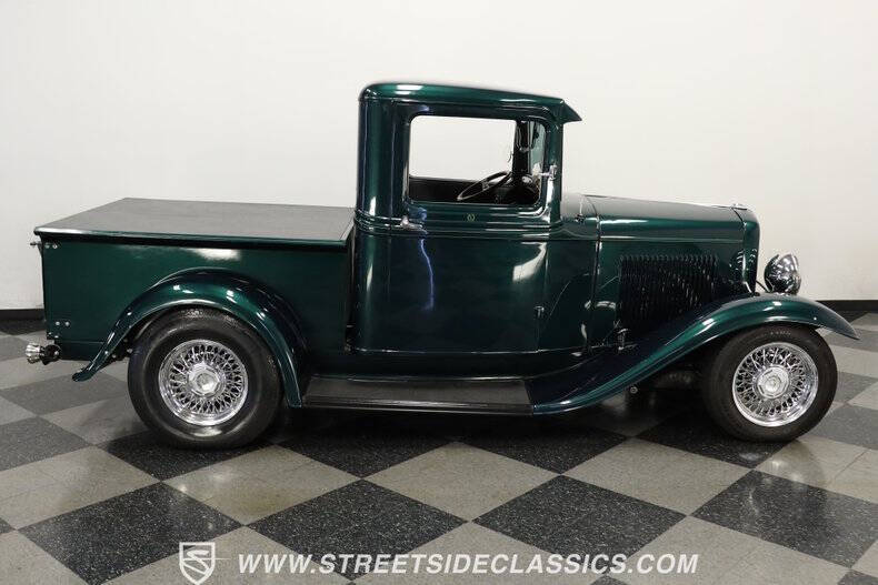 1932 Ford F-100