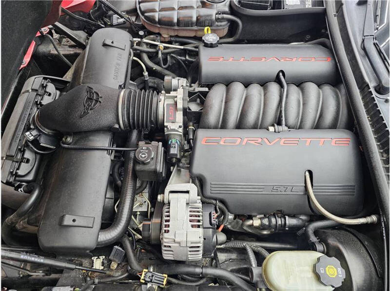 2004 Chevrolet Corvette