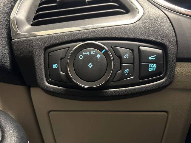 2021 Ford Edge Titanium