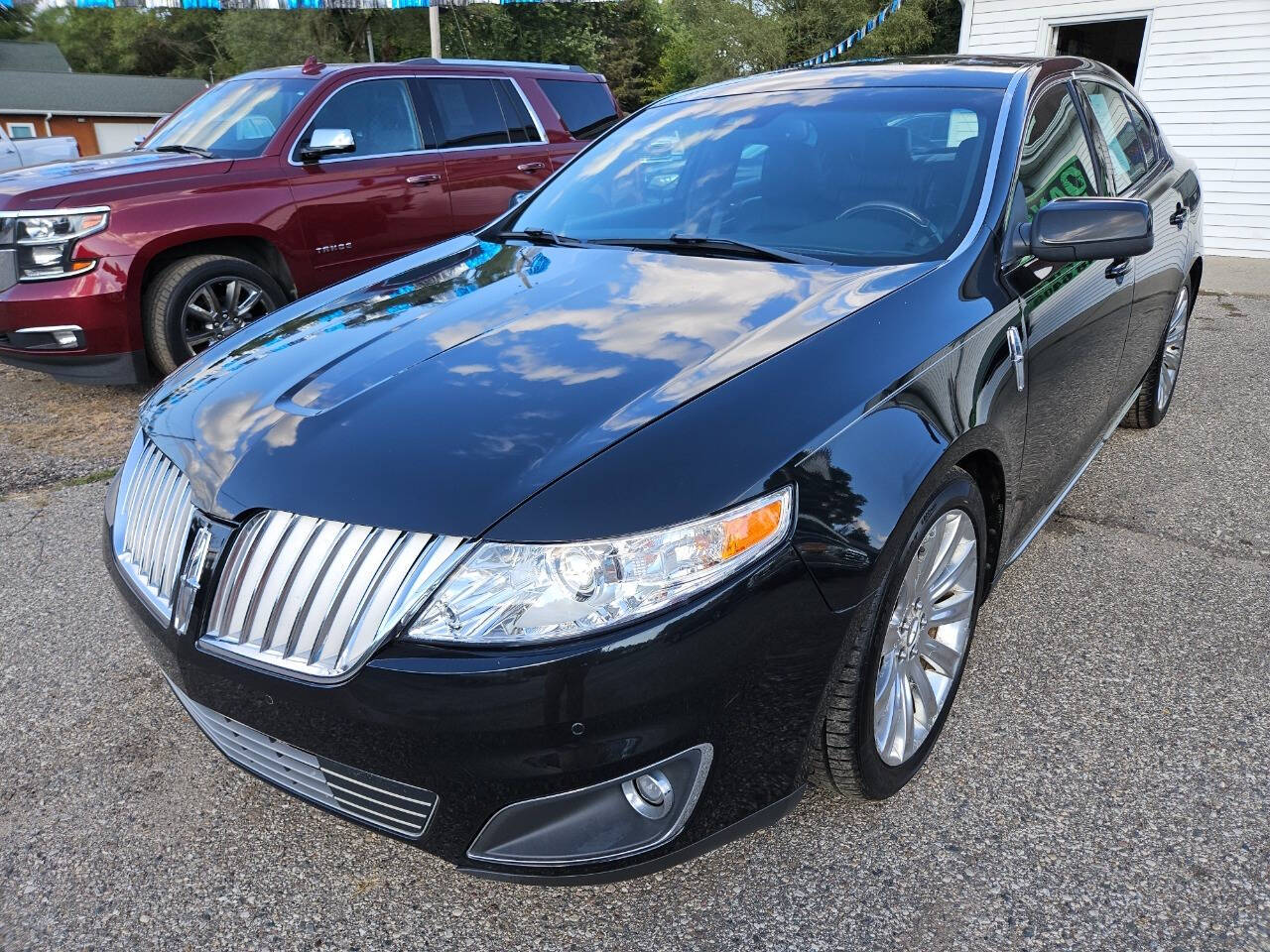 2010 Lincoln MKS for sale at DANGO AUTO SALES in HOWARD CITY, MI