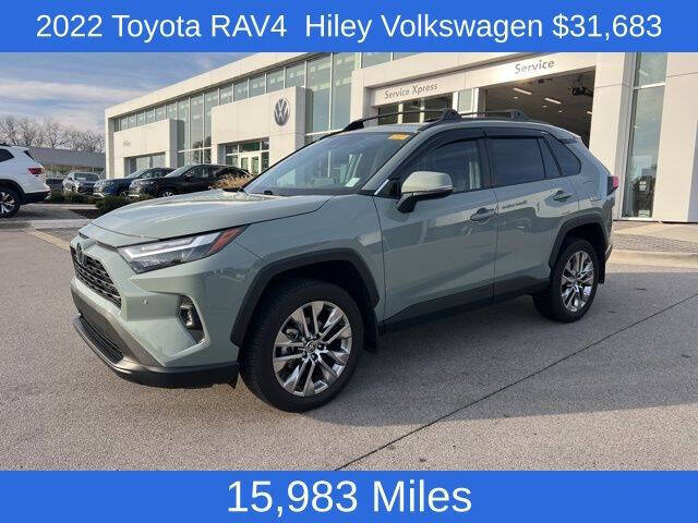 2022 Toyota RAV4 XLE Premium