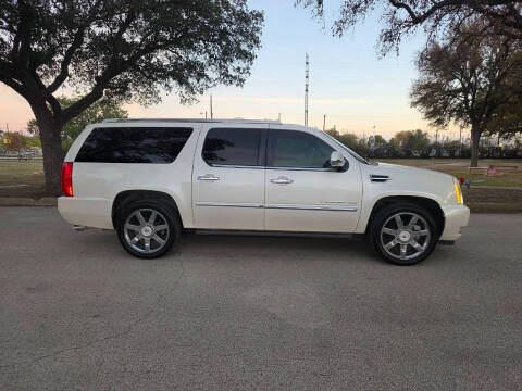 2013 Cadillac Escalade ESV Luxury