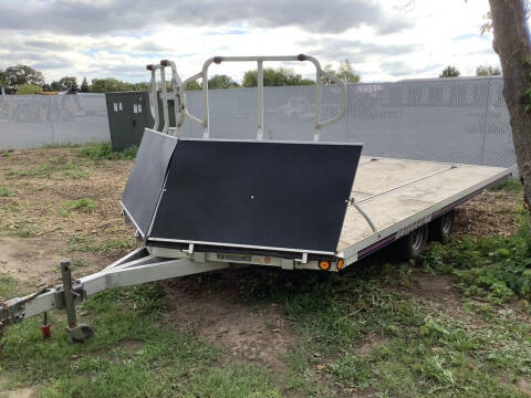 2003 Triton Drive on drive off 14 foot sle