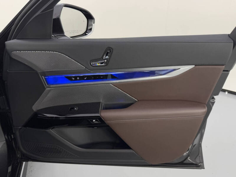 2024 BMW i7 eDrive50