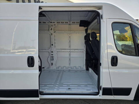 2025 RAM ProMaster