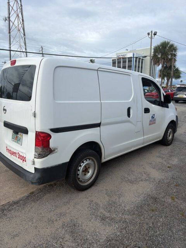 2017 Nissan NV200 S