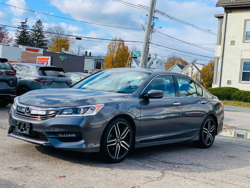 2017 Honda Accord Sport's photo