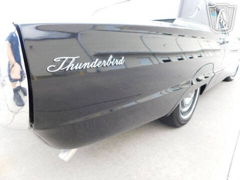1966 Ford Thunderbird