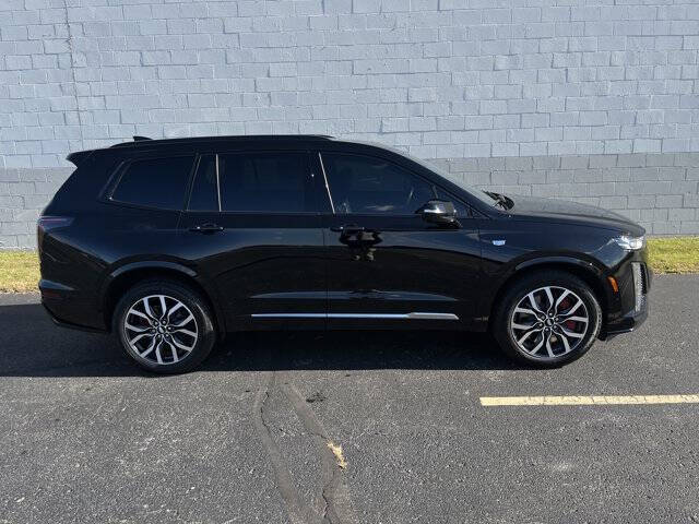 2025 Cadillac XT6 Sport