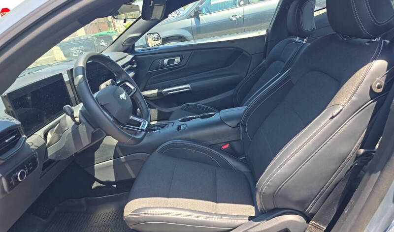 2024 Ford Mustang EcoBoost