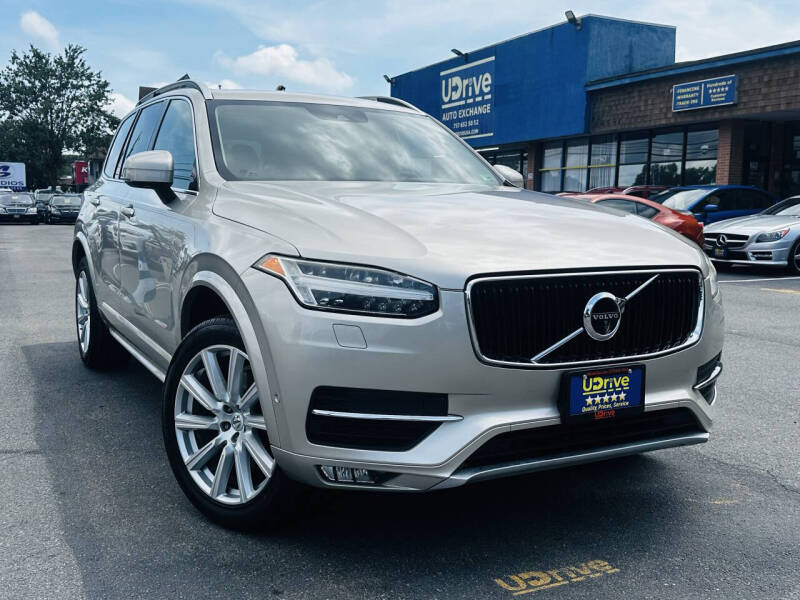 2016 Volvo XC90 Momentum's photo
