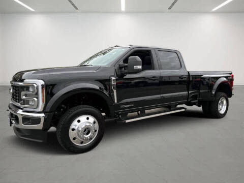 2025 Ford F-450 Super Duty Lariat